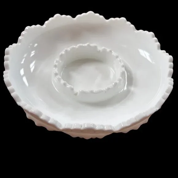 Vintage Fenton Glass Ashtray MCM White Scalloped Chip and Dip Bowl Hobnail Vtg - Picture 2 of 12